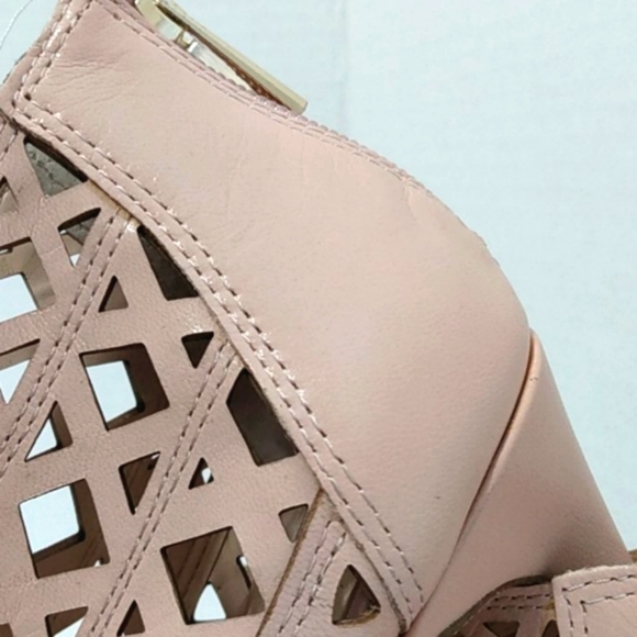 INC INTERNATIONAL CONCEPTS NWT RAMMEE PUMPS SZ 8.5 - Picture 4 of 12